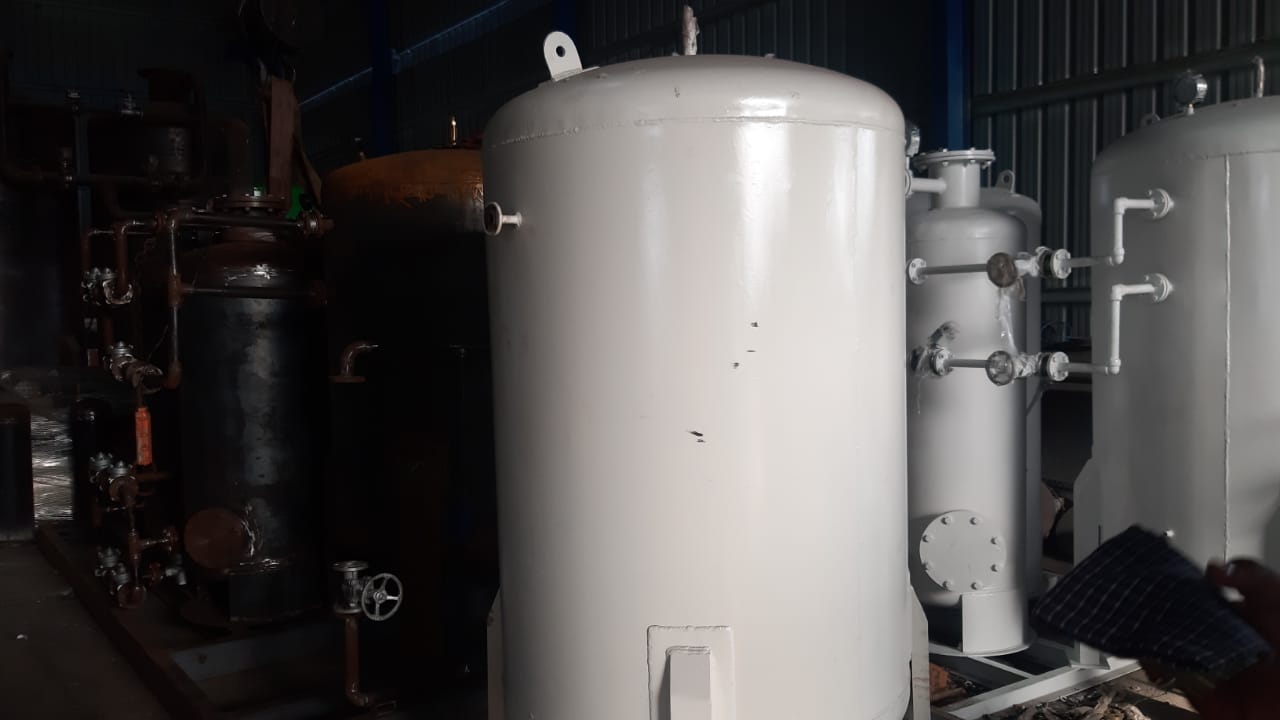 On-Site Nitrogen Gas Systems Vs. The Competition On-Site Nitrogen Gas Systems Vs. The Competition