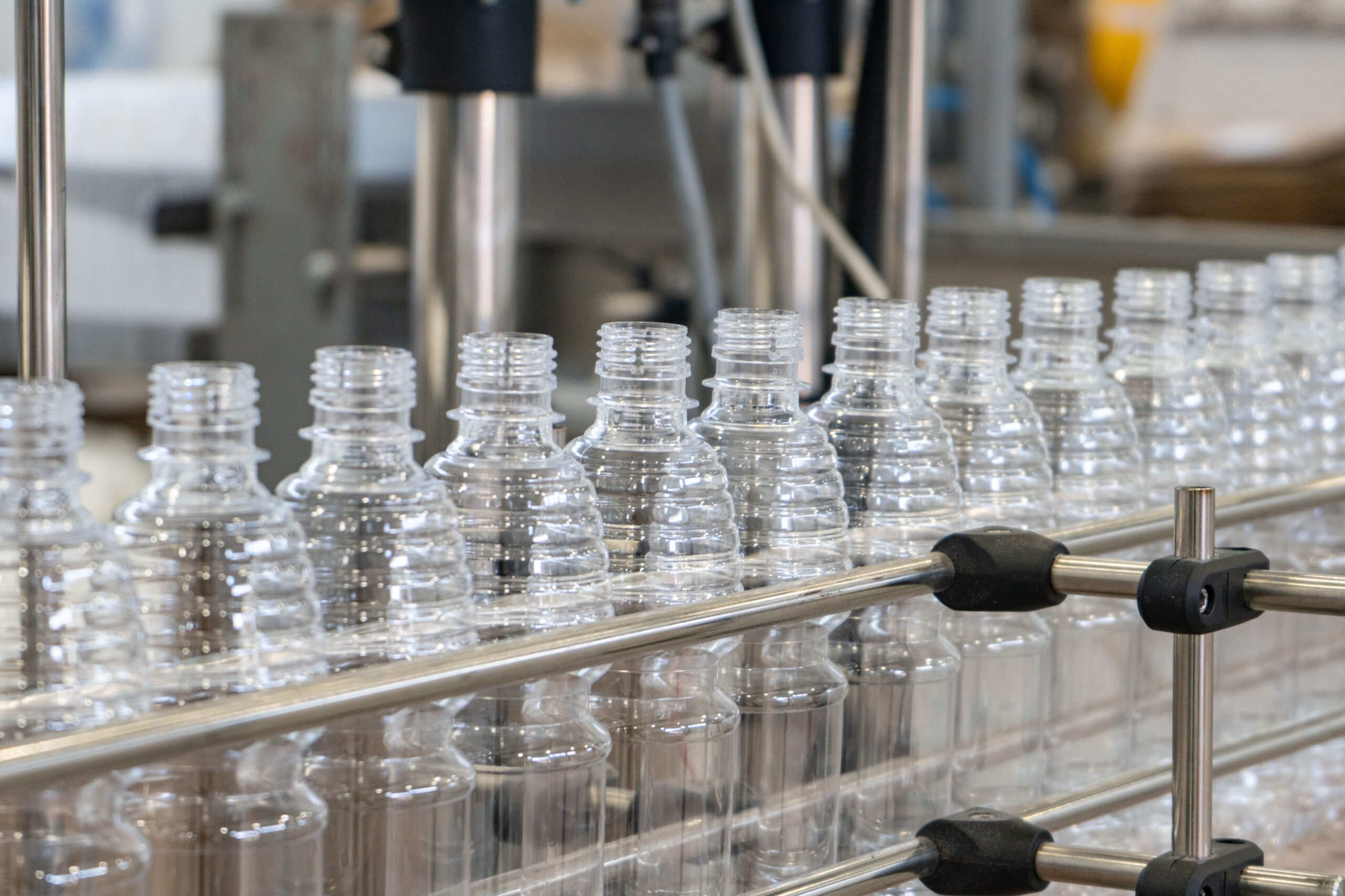 Nitrogen Gas For Manufacturing Molded Plastics